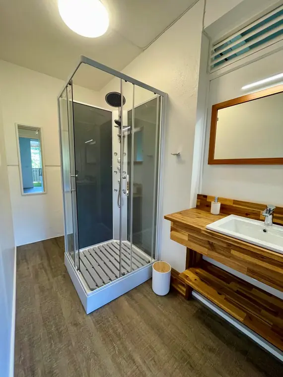 Ti Lodge — La salle de bain